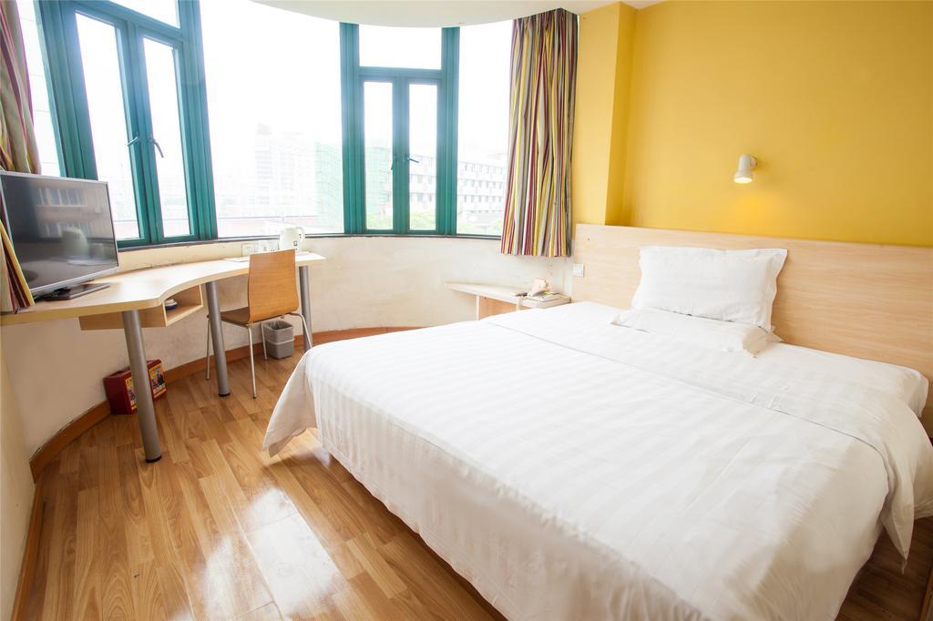 7Days Inn Shanghai Caobao Road Metro Station 部屋 写真